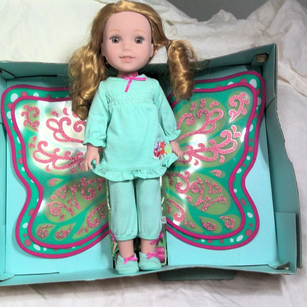 COMPLETE Wellie Wishers Sleepover Set with NIB Flutterby Backpack!